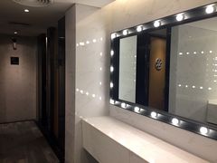 -CGV影城(滨江天街IMAX店)