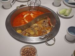 -左庭右院鲜牛肉火锅(金山万达店)