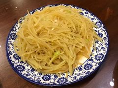 醋溜土豆丝-娄三少·老北京春饼烤鸭家常菜(方庄店)