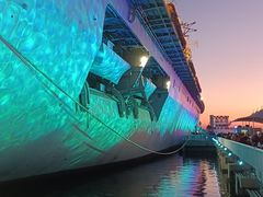 -泰达航母主题公园