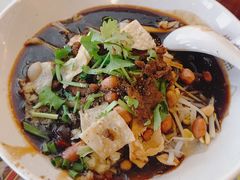 -海口骑楼小吃街