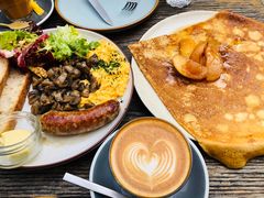 慢炖盐焦糖苹果可丽饼-RAC BAR(安福路店)