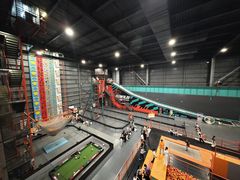 -极限PLAY运动娱乐新世界·团建派对潮玩休闲馆·室内蹦极高空游乐园