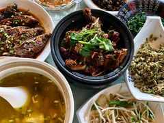 芦苇根炒肉丝-梦缘水乡·湖景餐厅