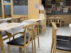 -江城燕子大排档(江汉路步行街店)