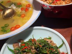 -川流不息·地道川菜·小龙虾(松东路店)