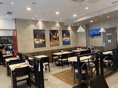 大堂-康师傅私房牛肉面(马泉营奥莱店)