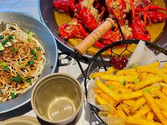 -巴厘龙虾·榜首油焖大虾(音乐学院·沿江酒馆店)
