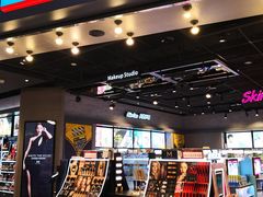 -鸿通城购物中心