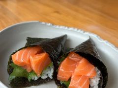 三文魚手卷-Hatsune隐泉日式料理(三里屯太古里店)