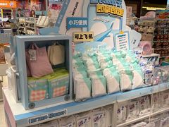-名创优品(海珠乐峰广场店)