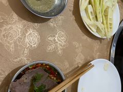 -黑竹沟新场牛肉火锅