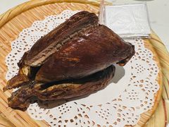 黄泥烧鸽子-燕郊烧鸽子(酷车小镇店)