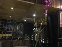 -HIHE Bistro·Oyster Bar(华熙live店)