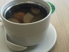 雪梨瘦肉炖汤-佰搭果·广式茶餐厅(石牌东路店)