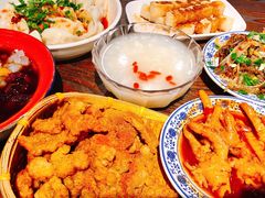 -爆炸头阿姨小四川正宗川味小吃(无任何分店)