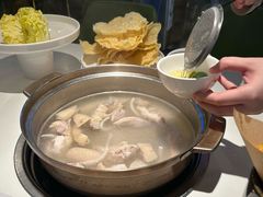 -烹然四季椰子鸡火锅(姚家园万象汇店)