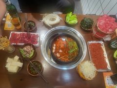 -黔有有贵州酸汤夺夺粉火锅(五味十字店)