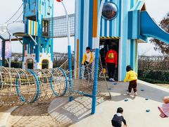 -季高兔窝窝亲子园(上海薰衣草公园店)