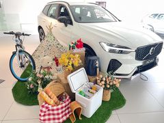 -杭州中沃沃尔沃4S店(滨江区店)
