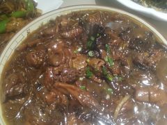 -老码头黑皮肘子锅包肉(赣水路店)