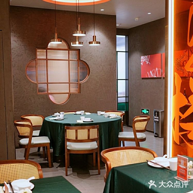 这家在新天地的瑞狮楼·潮汕会馆是一家新晋的潮汕菜馆