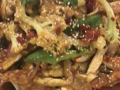 -巴特餐饮6加1音乐餐吧·新疆菜