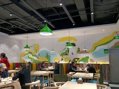 -梦航彩虹之约自助餐厅(华府天地店)