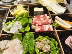 -海底捞火锅(新松江路生日主题店)