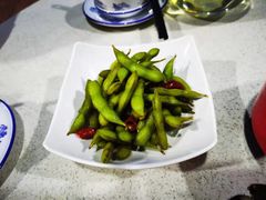 -墨脱石锅椰子鸡•香草鸭•东山羊(大东海店)