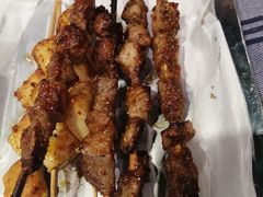 羊肉串-马路牙子地桌烤肉(工体店)