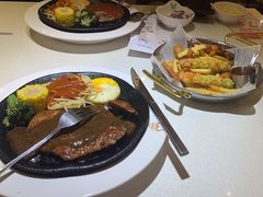 -汤姆家的牛排意面披萨(融创茂店)