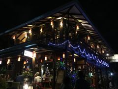 -Dash Teak House