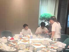 -忆江南·临江鱼馆