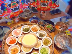 -包整·丝娃娃(一览甲秀楼风景店)