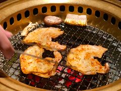 -山川小町·极番烧肉(新地假日广场店)