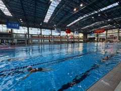 -奥冠体育华师附中恒温游泳馆