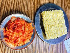 辣白菜-MI WU FACTORY米屋美食工厂餐厅(绿地店)
