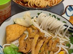 -鑫花溪牛肉米粉(凤凰街创始总店)