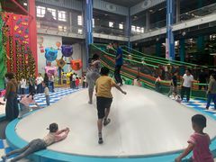 -蒙特利亲子乐园