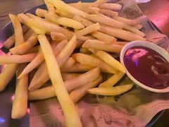 -MARU玛露音乐餐厅(大学路店)