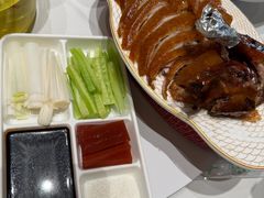 -梅利汴京烤鸭•开封豫菜地标店(东大街店)