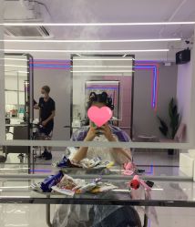 -SWANK SALON