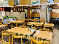 -裕记烧腊连锁餐饮(国商分店)
