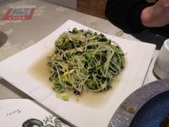 蒜蓉豆苗-鲁城往事(游客中心店)