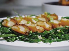 葱烧鲍鱼-富淳饭店(陆家嘴保利广场店)