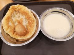 -华中科技大学东三学生食堂