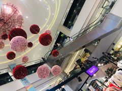 店内环境-百联临沂购物中心(临沂路店)