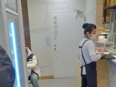 -小杨生煎(白玉兰广场店)