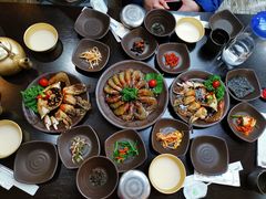 餐具摆设-咸草酱蟹